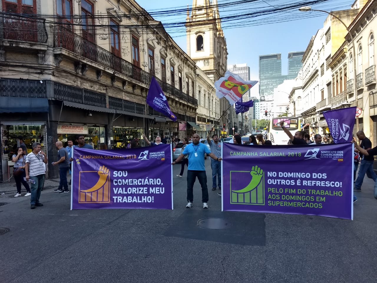 Comerciários do Rio não aceitam redução de direitos e podem paralisar