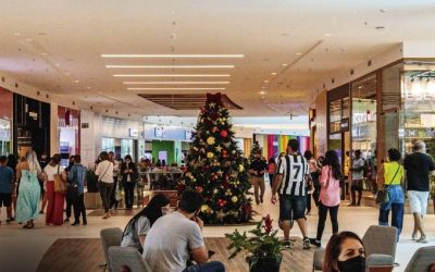 Brasileiro volta a lotar os shopping centers, apesar da onda do e-commerce